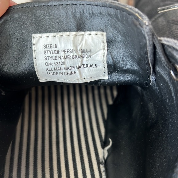 Perry Ellis Men’s Canvas Oxford Size 8 - Picture 5 of 5